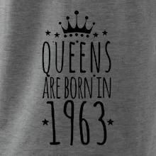Queens are born in 1963