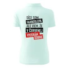 Síce som farboslepá, ale viem, že v červenej vyzerám dobre