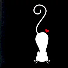 Zamilovaná mačka ležiaca