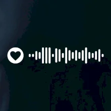 Zamilovaný Spotify kód na prsníku