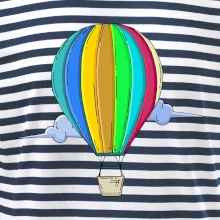 Teplovzdušný balón v oblakoch