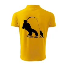 Rybár ťahajúce rybu