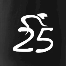 Cyklista oslavuje dvadsaťpäťku (25)