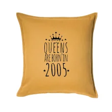 Queens are born in 2005