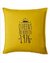 Queens are born in 1976