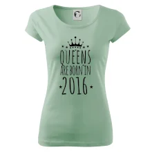 Queens are born in 2016