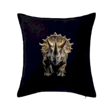 Triceratops spredu čierna fotka