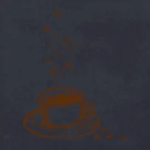 Hrnček plný čerstvej kávy