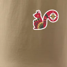 Folklór na prsníku veverička