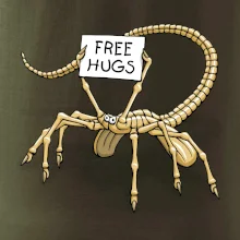 Votrelec - free hugs (Hana-creative)