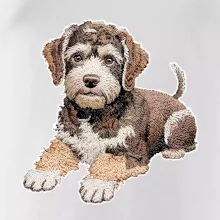 Lagotto romagnolo ležiaci vyšívaný na prsníku