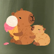 Kapybara so zmrzlinou