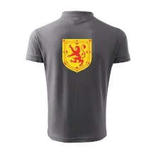 Škótsky lev na hrudi