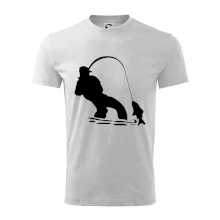 Rybár ťahajúce rybu