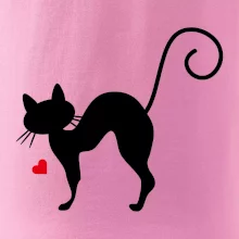 Zamilovaná mačka prehnutá