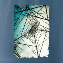 Farebné nebo - stožiare vysokého napätia