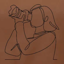 Fotografka stojaca jedným ťahom