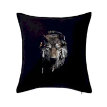 Vlk indián so slúchadlami