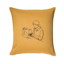 Krajčírka a šijací stroj jedným ťahom