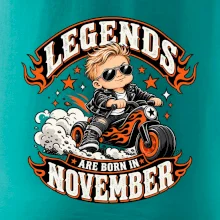 Legendy se rodí v listopadu malý motorkář na odrážedle
