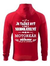 Neodolateľný motorkár
