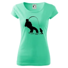 Rybár ťahajúce rybu