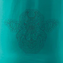 Steampunk včela čiernobiela