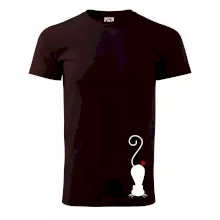 Zamilovaná mačka ležiaca