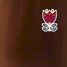 Folklór na prsníku kvetina štvorlistá