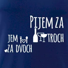Pijem za troch
