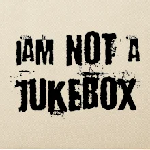 Iam not a jukebox - na prsiach