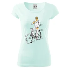 Gentleman na bicykli s pivom