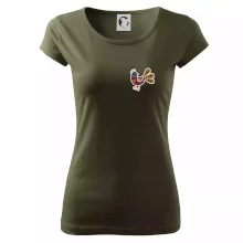 Folklór na prsníku sliepky