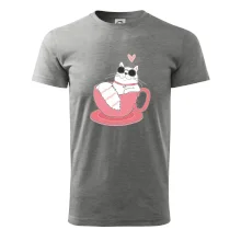 Hustá mačka v hrnčeku