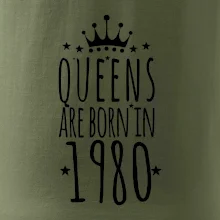 Queens are born in 1980
