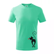 Zamilovaná mačka zozadu