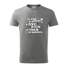 Vo víne je pravda, v pive je sila, vo vode sú baktérie