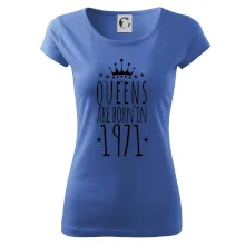 Queens are born in 1971