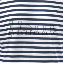 Šachové figúrky v rade - obrys