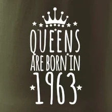 Queens are born in 1963