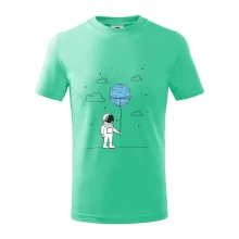 Astronaut s balónikom