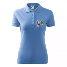 Folklór na prsníku sliepky