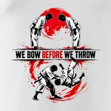 We bow before we throw judo