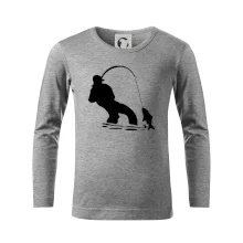 Rybár ťahajúce rybu