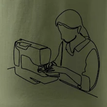 Krajčírka a šijací stroj jedným ťahom