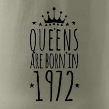 Queens are born in 1972