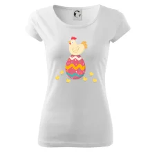 Sliepka sediaca na veľkonočnom vajci