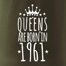 Queens are born in 1961
