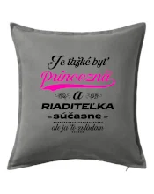 Je ťažké byť princezná riaditeľka Je ťažké byť princezná riaditeľka