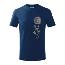 Mačka vypadla z vrecka